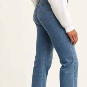 Levi’s Wedgie Straight Jeans